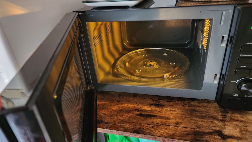 Microondas Becken 25L