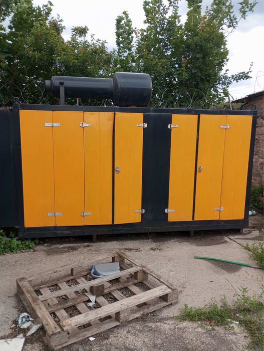 Продам дизельний генератор 200квт