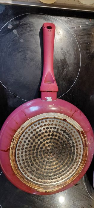 Patelnia 18 cm płyta indukcyjna