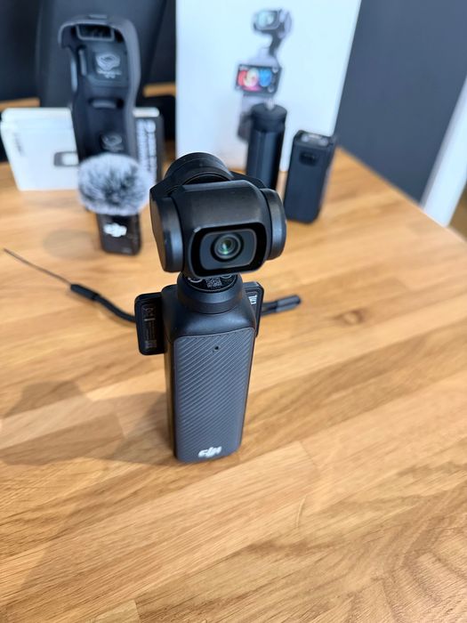DJI Osmo Pocket 3 Creator Combo