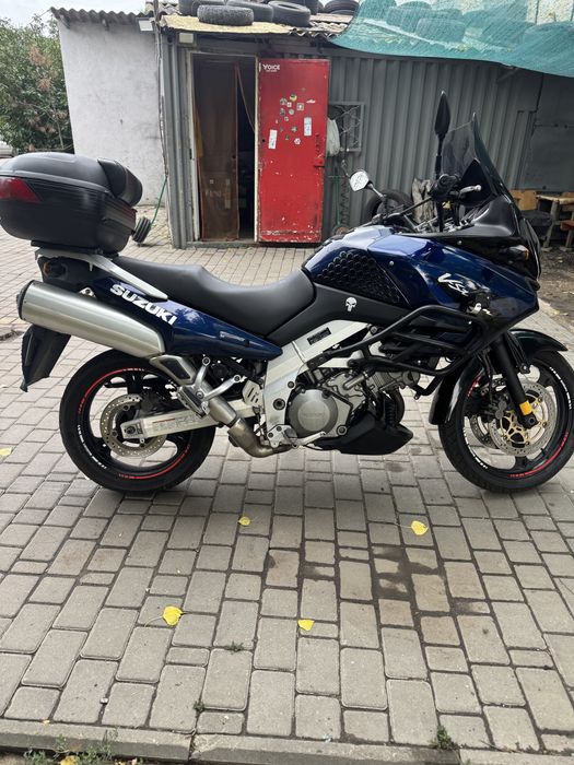 Suzuki Vestrom 1000