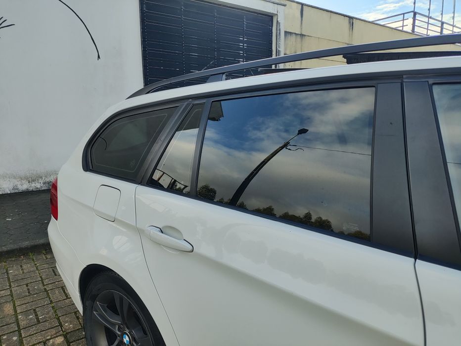 BMW 318D nacional teto panorâmico