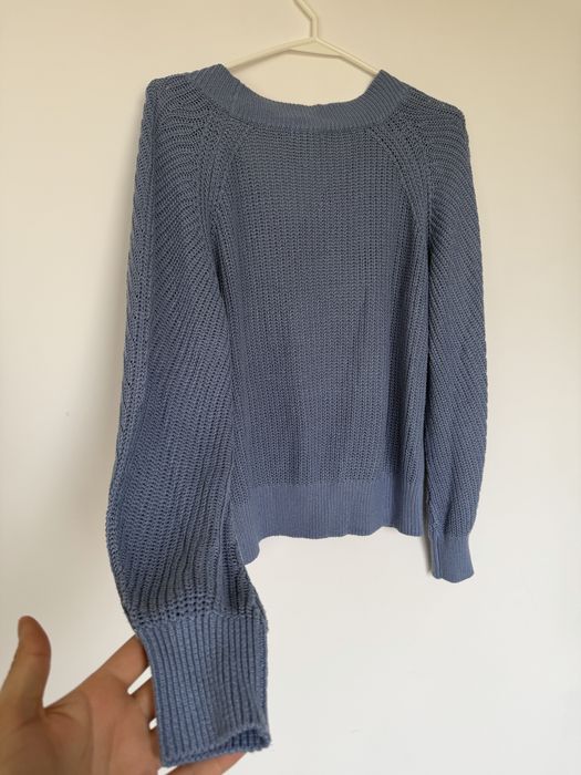 Lindex / sweter zimowy z dekoltem V / M
