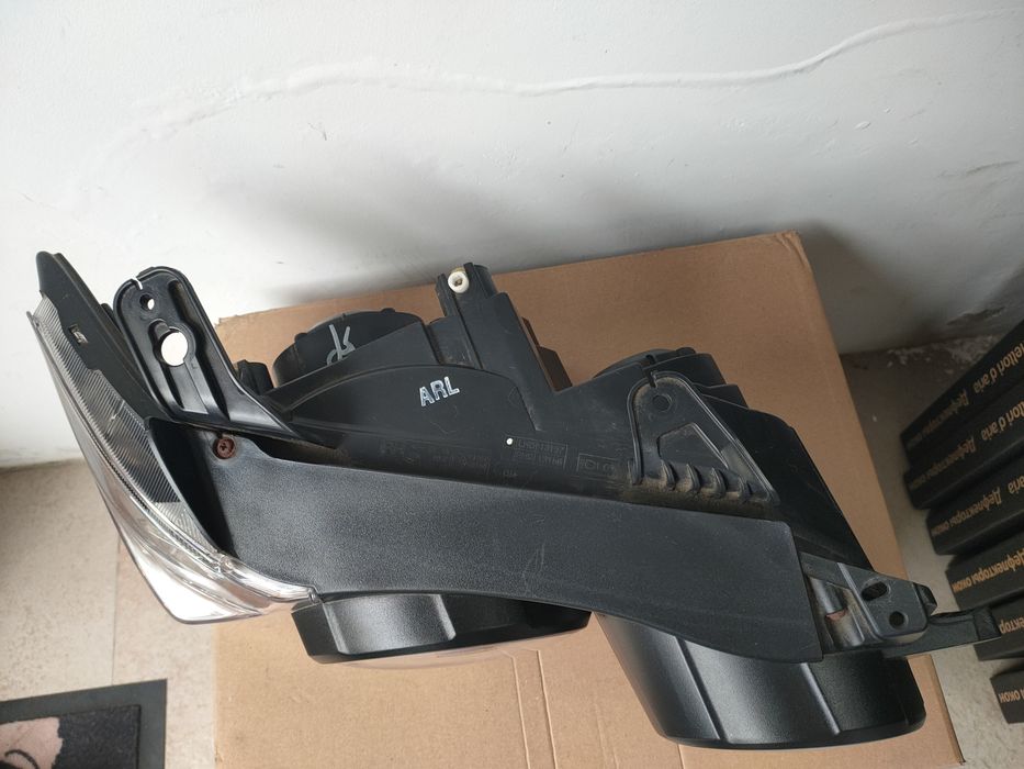 Farol ESQ e DRT CHEVROLET AVEO Hatchback (T300)