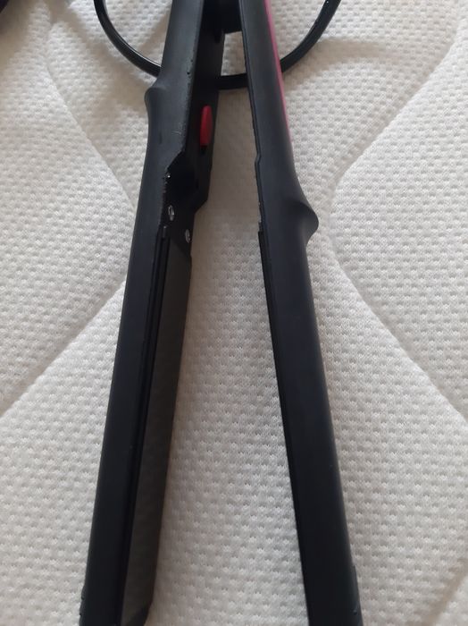 Prancha de Cabelo em Cerâmica