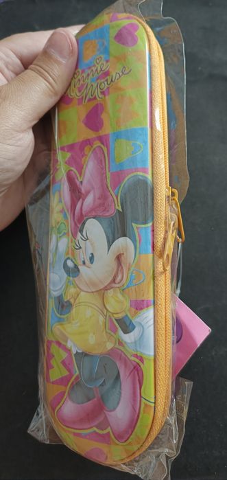 Estojo escolar da Minnie novo