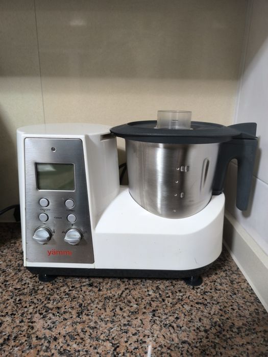 Robot cozinha yammi