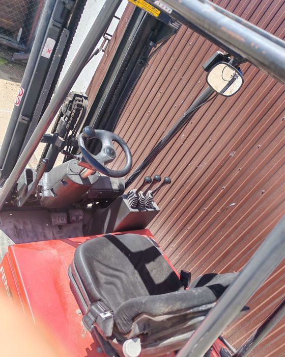 Wózek  widłowy Linde E15