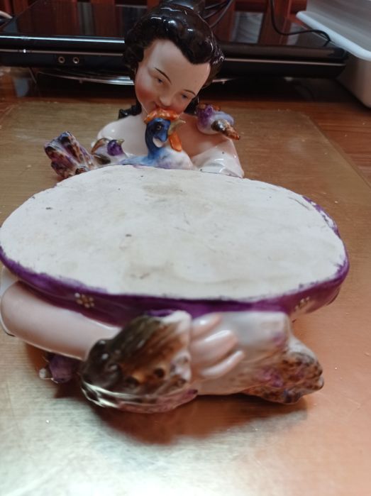 Caixa decorativa do século XIX