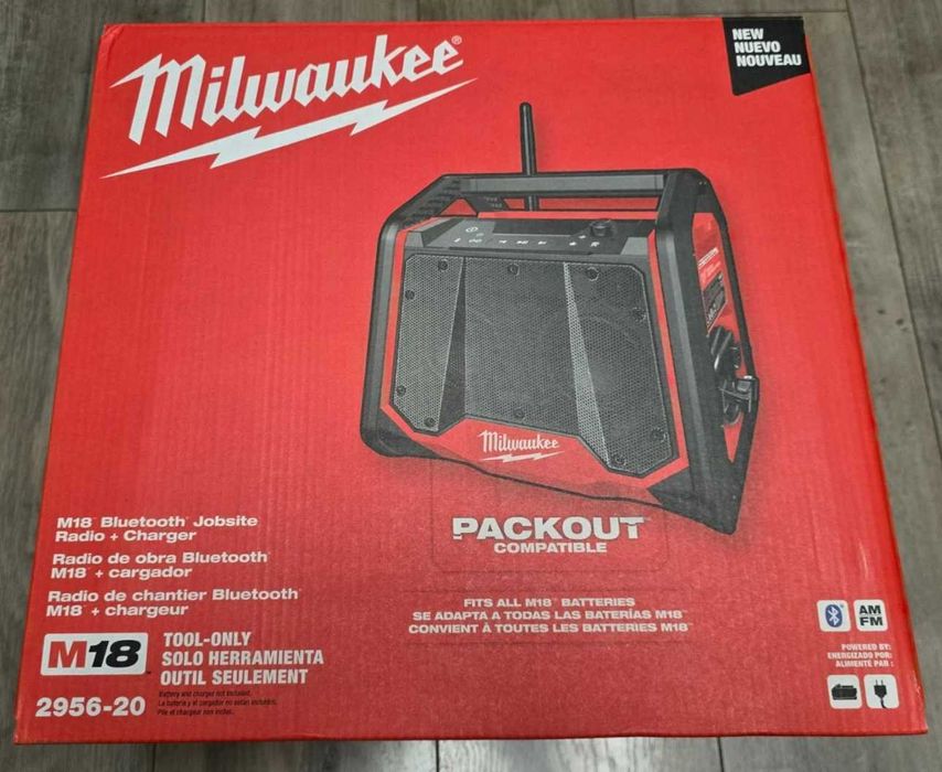 Milwaukee 2956-20 M18 Bluetooth Radio Głośnik Ładowarka z mocowaniem