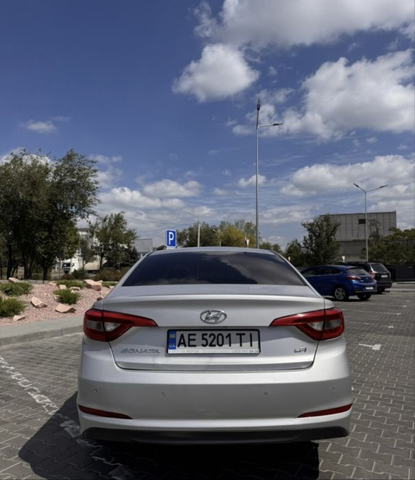Продам Hyundai  Sonata  2015