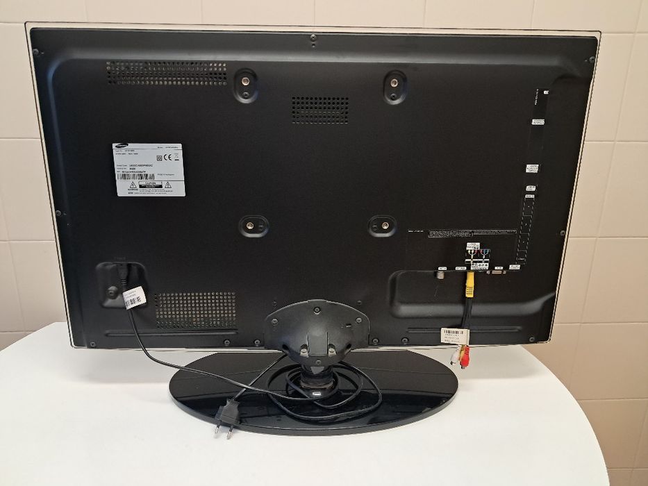 TV com 32 polegadas (81 cm) HD  marca SAMSUNG