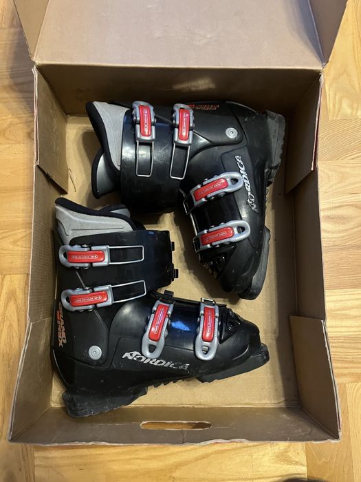 Buty narciarskie NORDICA rozm. 40