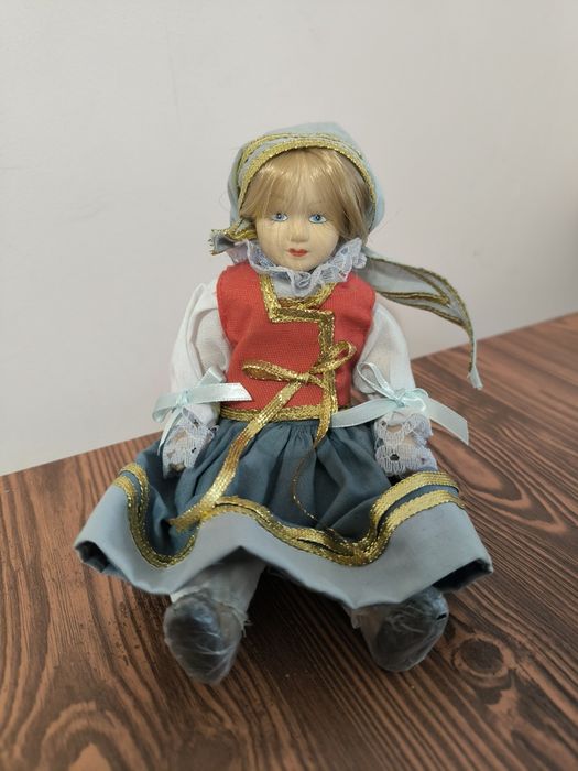 Вінтажна Лялька колекція Народи Світу, сувенір, Чехія