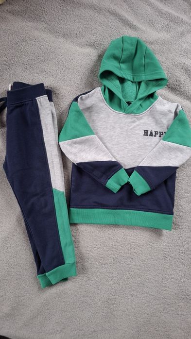 Продам костюм для хлопчика