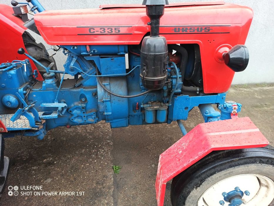 Ursus c 335 c330