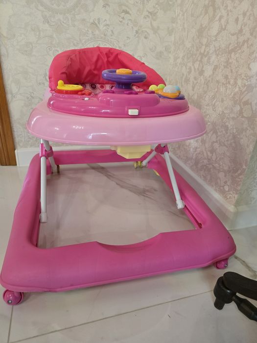 Ходунки дитячі Chipolino Carrera