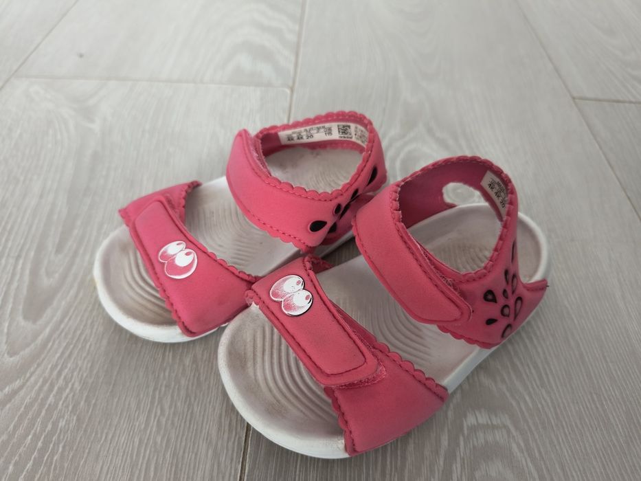 Sandały adidas r. 20