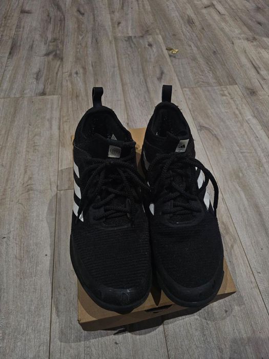 Кросівки  Adidas Crazyflight Mid Shoes Black розмір 44,5