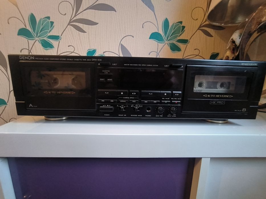 Magnetofon Denon DRW 830