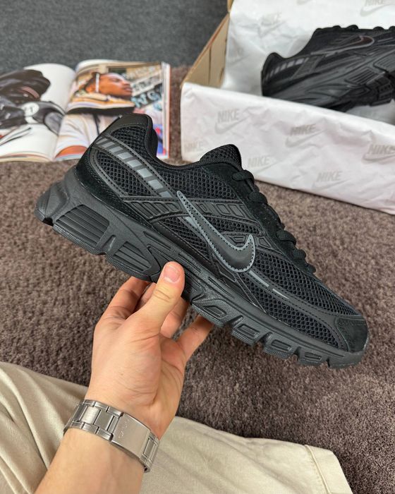 Кросівки Кроссовки Nike Initiator Total Black Чёрный Чорний Кросовки демісезон