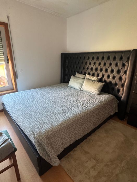 Vendo Cama de Casal