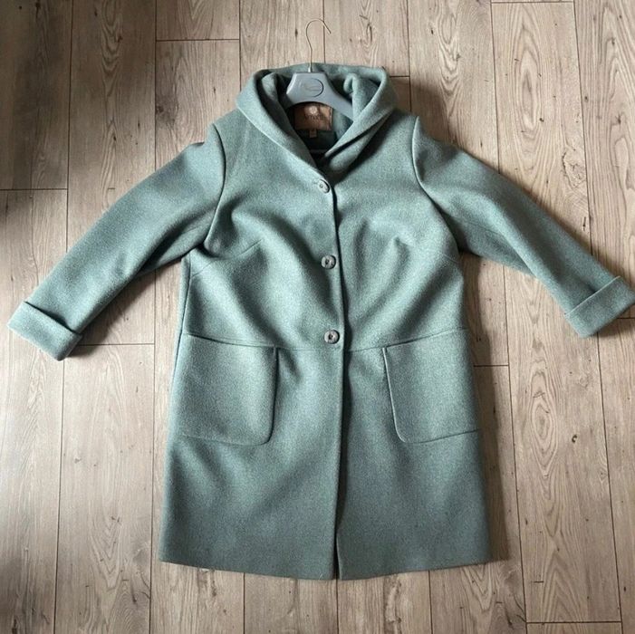 Płaszcz wełniany elegancki