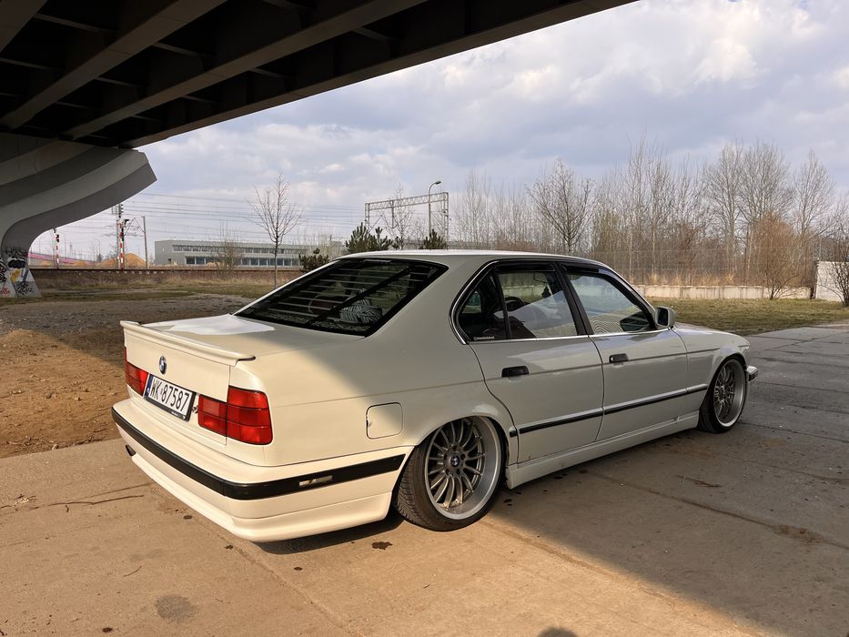 BMW 520i E34 2.0 R6 LPG, Automat, Gwint, Gleba, Stance, Szyber, Skóry ...
