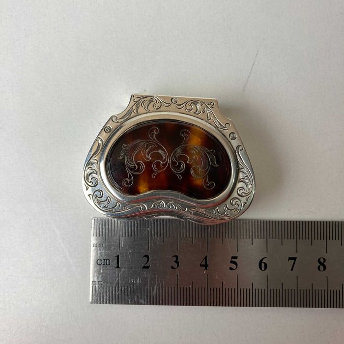 Caixa de Rapé antiga em Prata e Ambar Século XVII-XIX