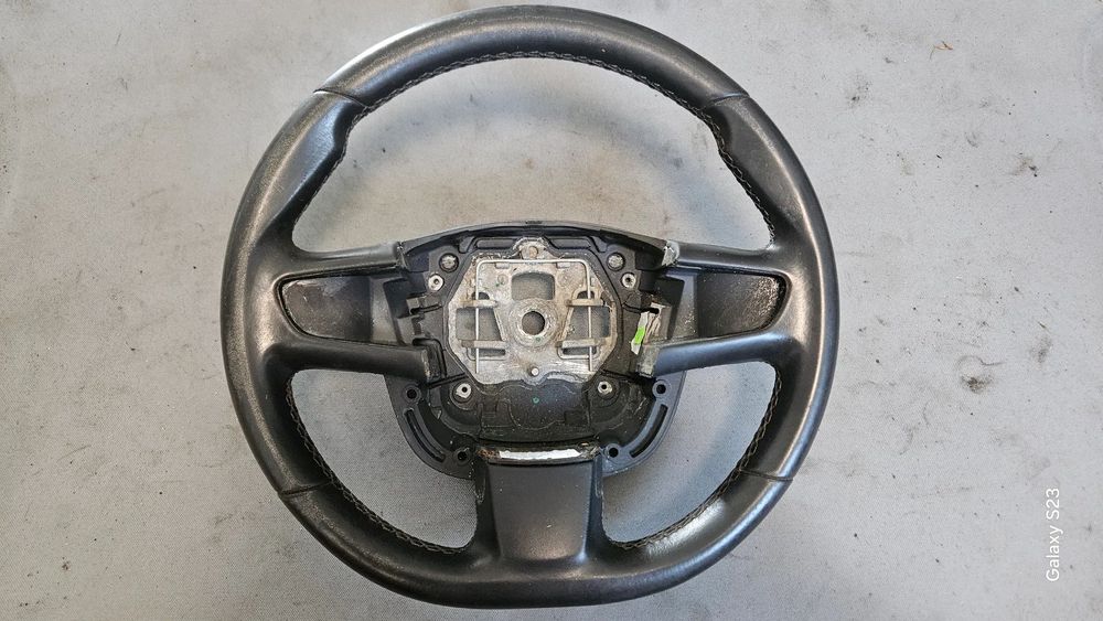 Kierownica skóra skórzana Peugeot 508 I SW 2011r Przycisk przełącznik multifunkcji kierownicy Peugeot 508 I 2011r 96874666ZE