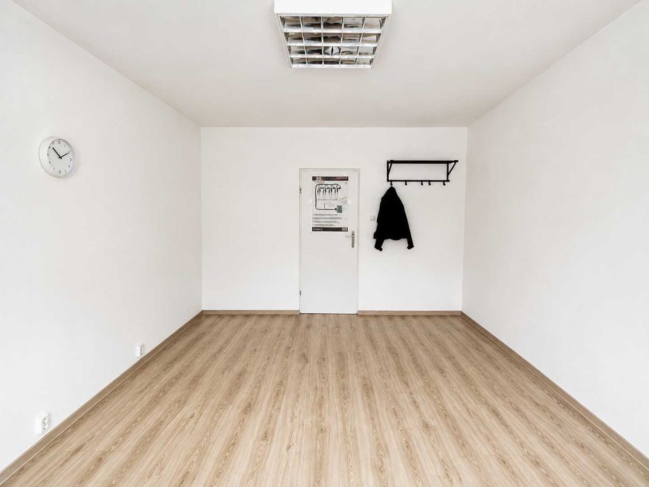 Biuro do wynajęcia ok. 19 m² – Węgrzce, ul. Warszawska