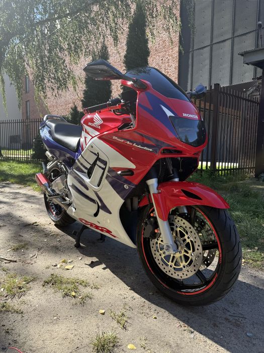 HONDA CBR 600 f3  Piekna  lakier Oryginal