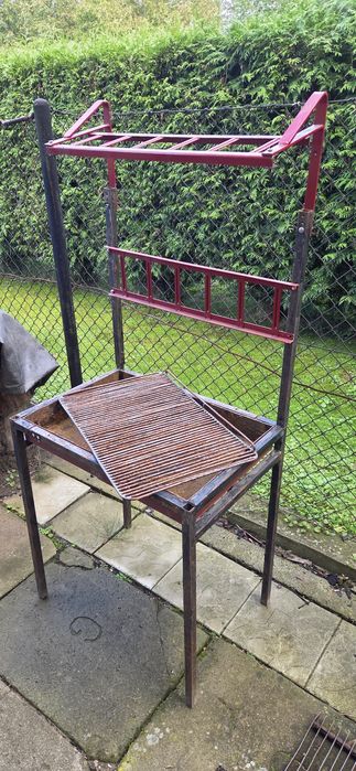 Gril ogrodowy, trwały