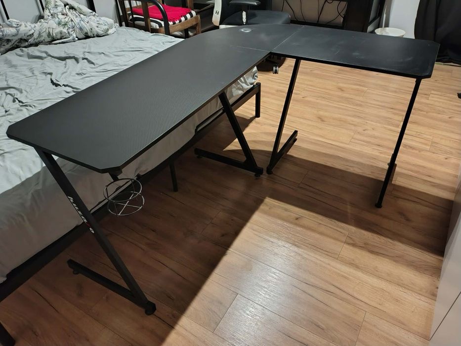 Gamingowe biurko „Huzaro"