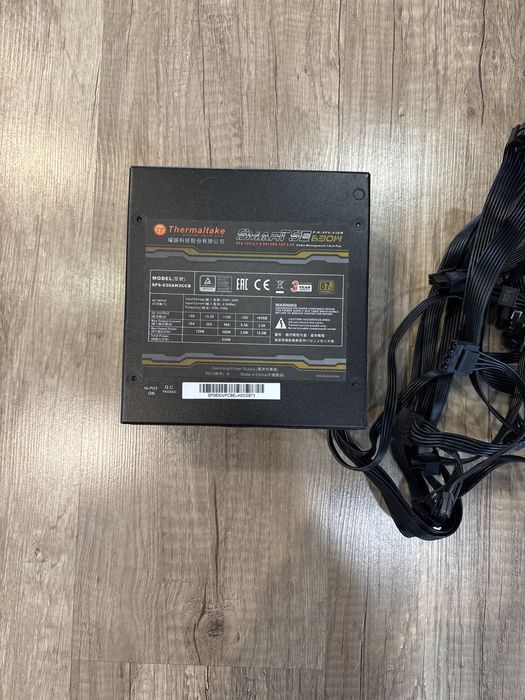 sprzedam  zasilacz do komputera