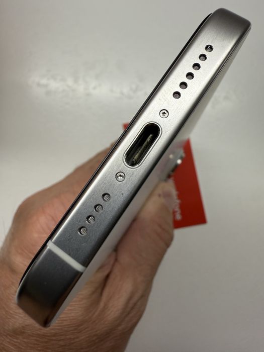 iPhone 15 Pro Max 256GB White Titanium Neverlock Ідеал 89% e-sim
