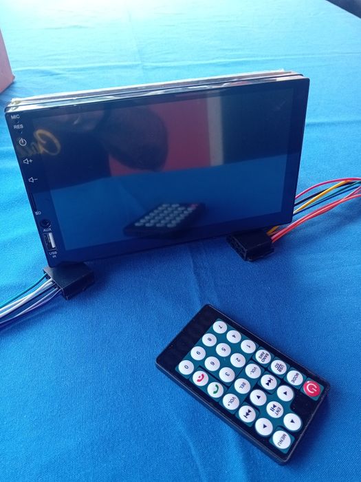 Auto radio 1 din car play  con Gps Bluetooth
