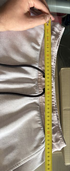 Męskie spodenki Nike Tech Fleece szaro-pudrowy róż