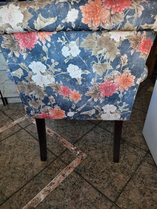 Крісло для вітальні