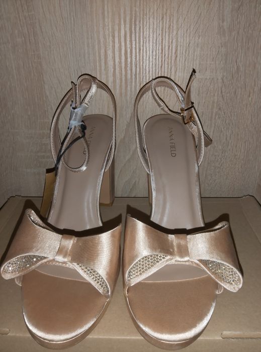 Buty na obcasie Anna Field  r.41