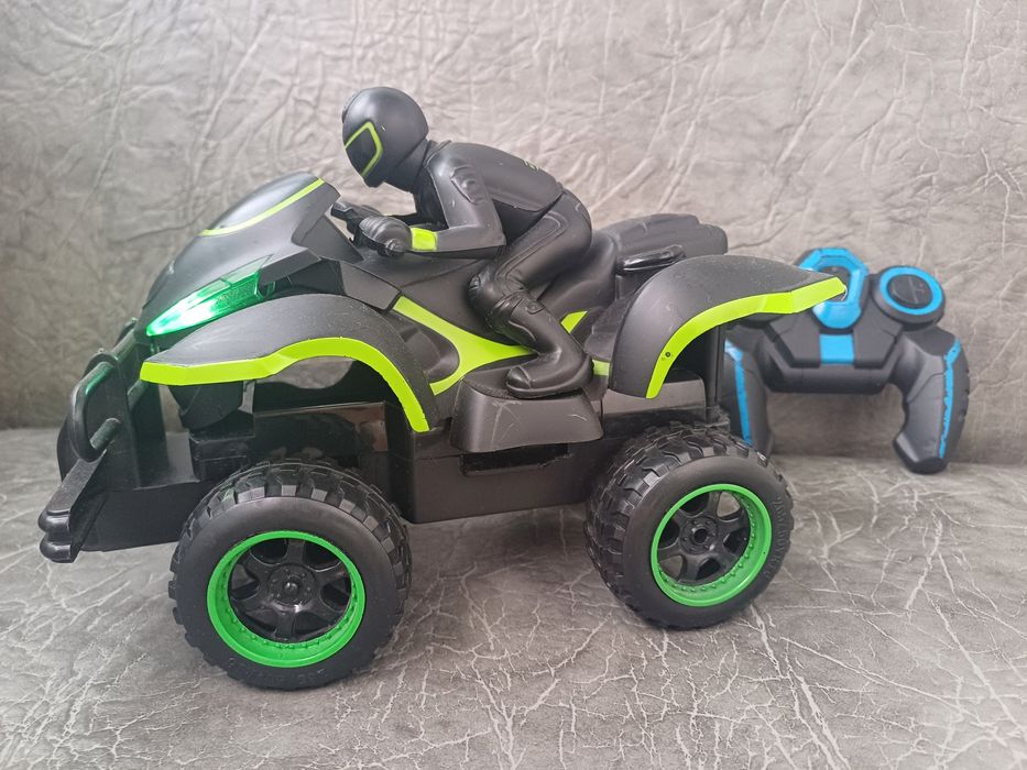 Продам квадроцикл б/в