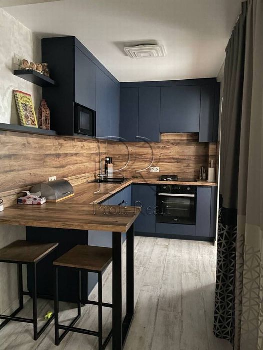 Продаж 3 кімн. квартири на Оболоні за адресою Йорданська,18