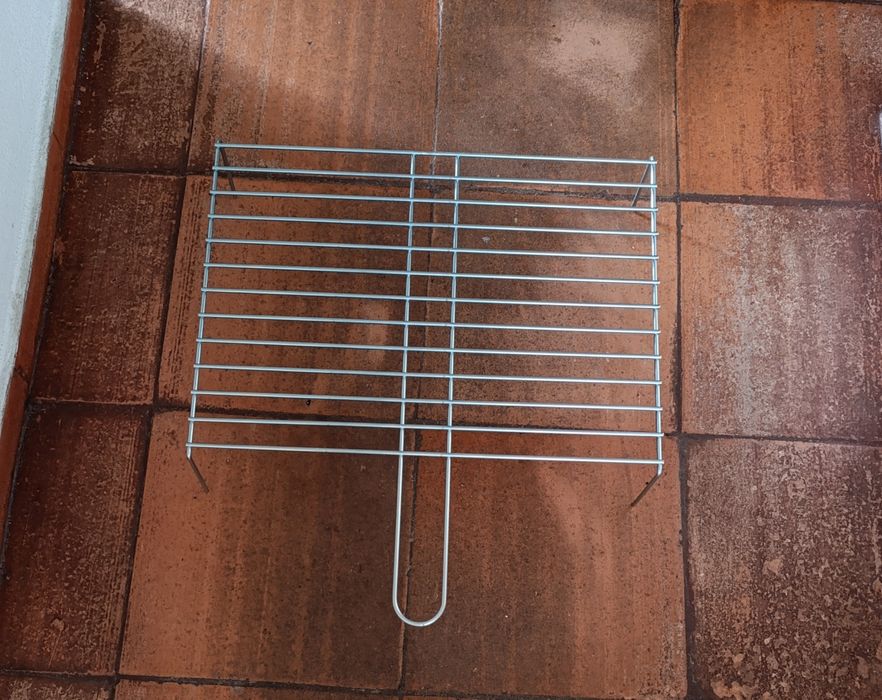 Grelha de churrasco 50x38cm - nova