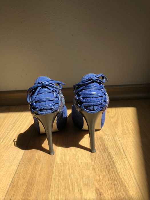 Szpilki czółenko obcasy szafir chabrowe claudina skóra naturalna 38