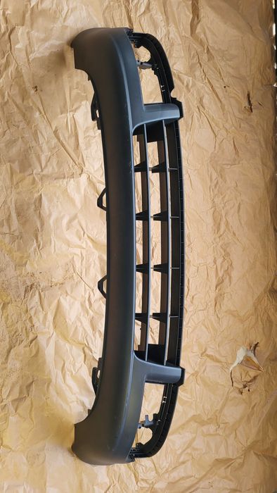 Nowy oryginalny zderzak przód przedni VW CADDY III