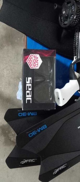 Equipamentos de mergulho 100% novos