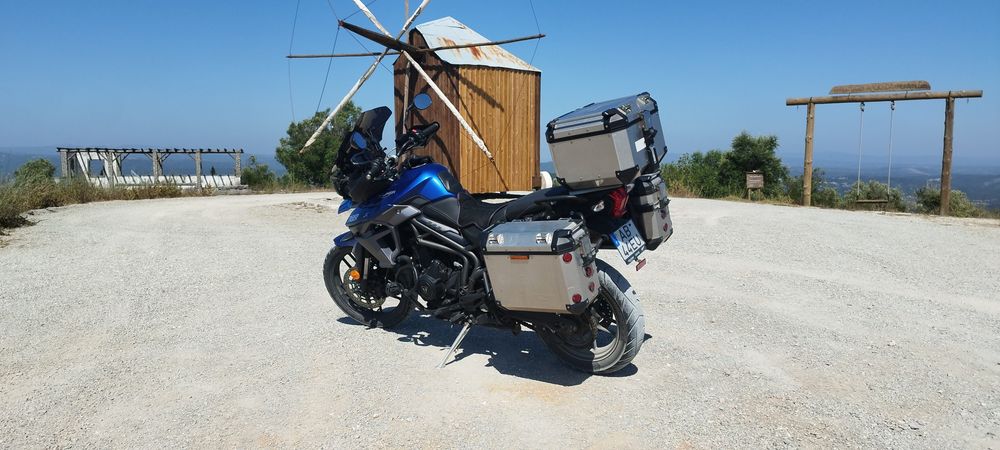 Mota Triumph Tiger 800