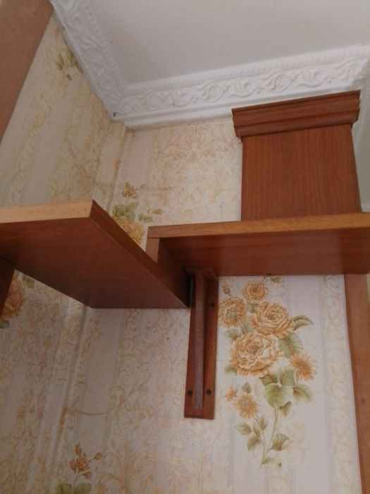 Полиця дубова, добротна . 51*35*210