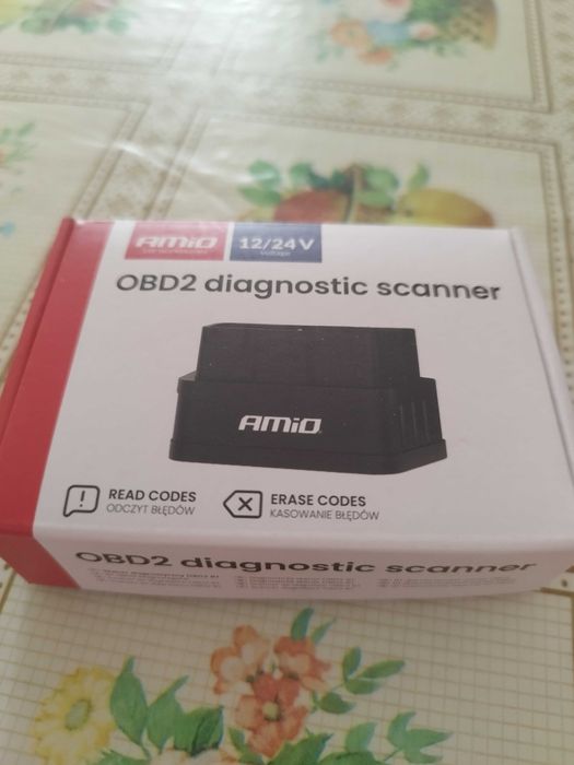 Scanner de Diagnóstico OBD2 Bluetooth — AMiO (Modelo DC24K)