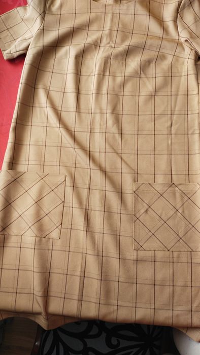 Жіноче літнє плаття в клітинку